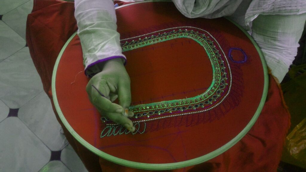 maggam_work_aari_embroidery.img